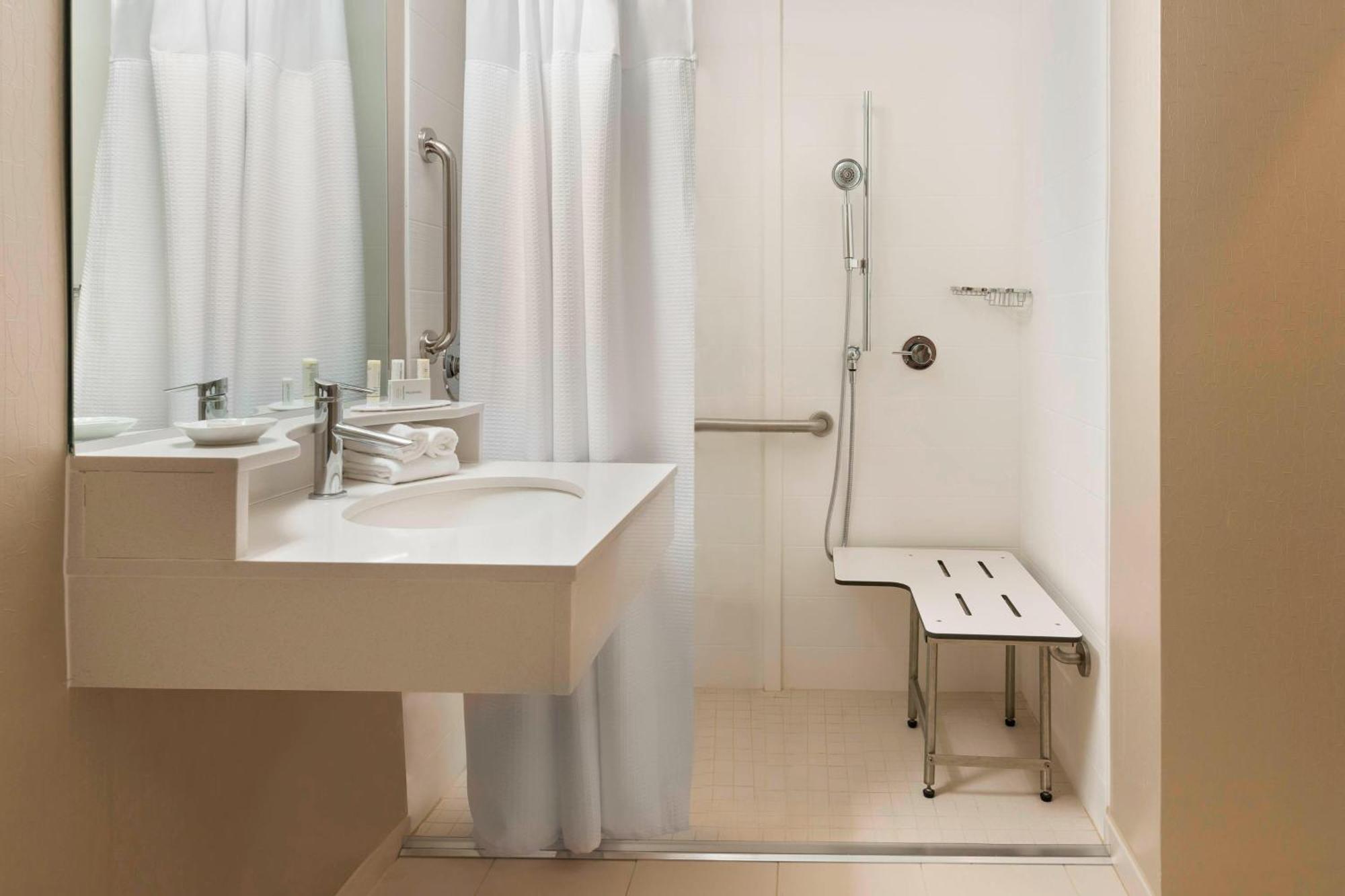Springhill Suites Indianapolis Carmel Esterno foto